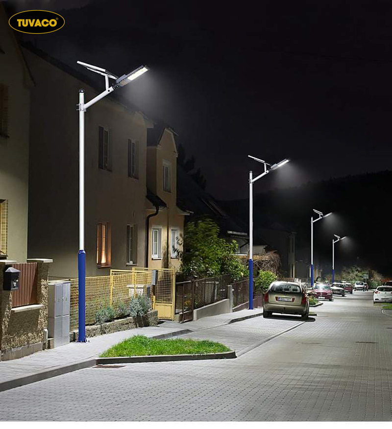 Mua đèn đường NLMT- Miễn phí lắp đặt tại nhà