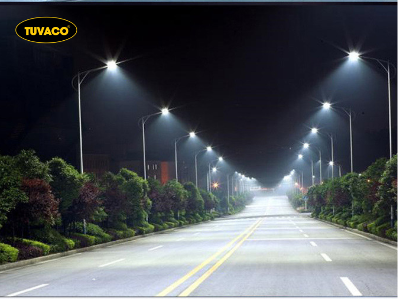Đèn NLMT có giảm được tình trạng ô nhiễm ánh sáng?