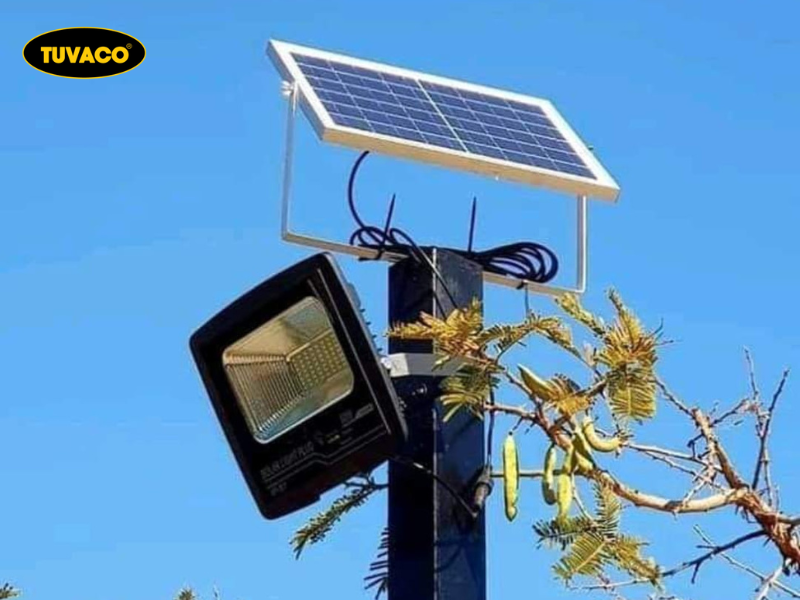 Lắp đặt đèn pha năng lượng mặt trời như thế nào?